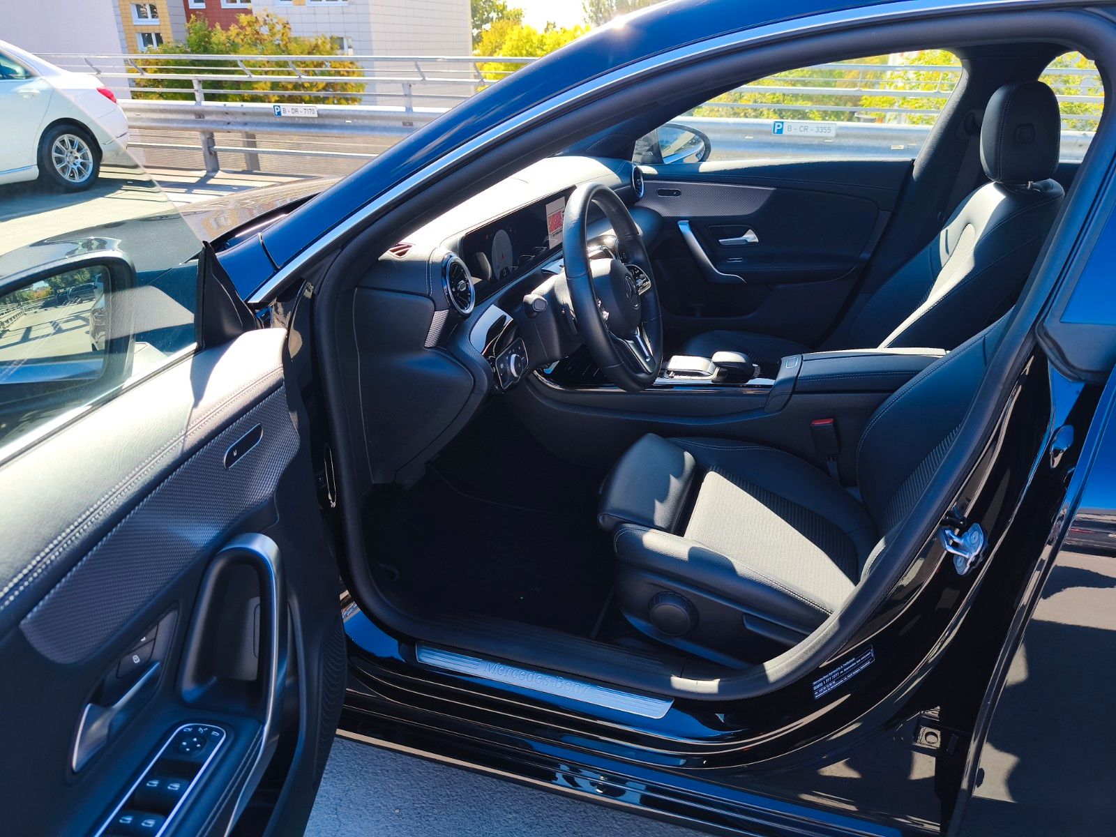 Mercedes-Benz CLA 200 7G LED T.LEDER SHZ MBUX DAB RFK VZE 18Zo foto 5