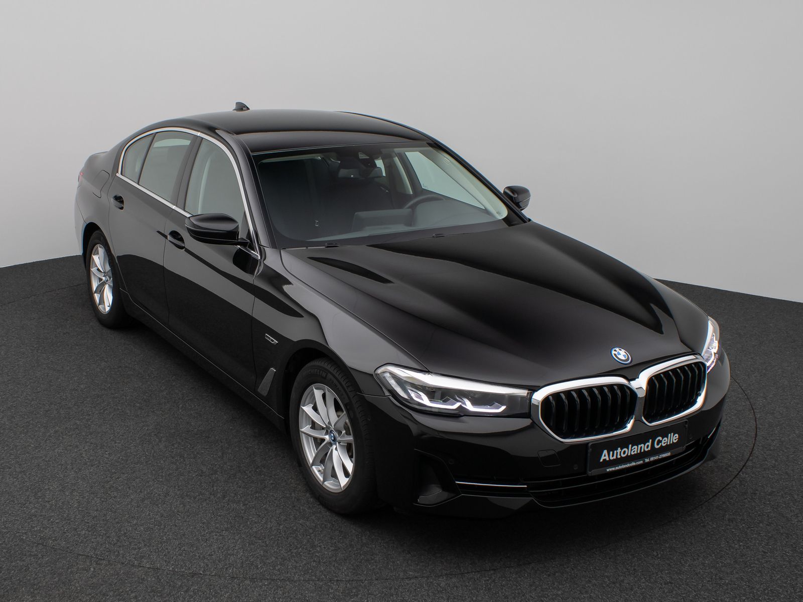 Fahrzeugabbildung BMW 520e Kamera DAB Sport Klima-4Zonen Alarm ParkAss