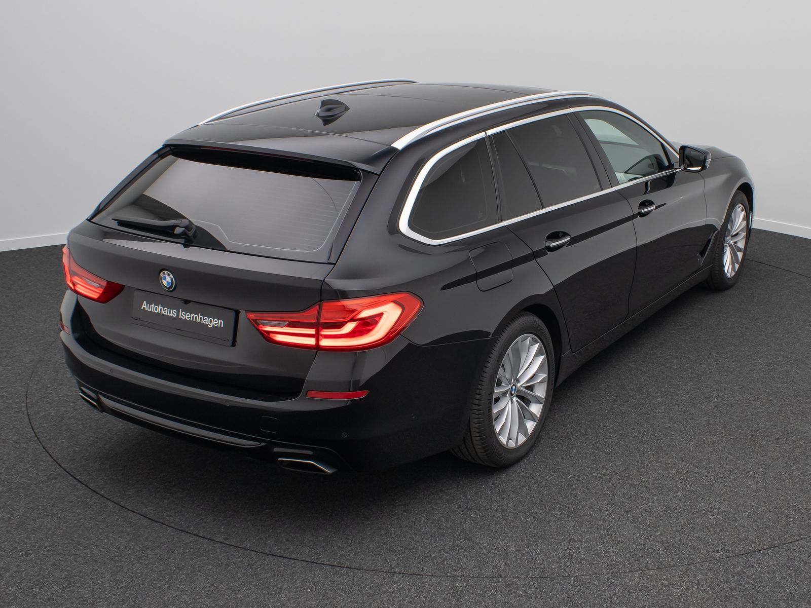 Fahrzeugabbildung BMW 540i xD Luxury Line HUD DAB Massage Panorama AHK