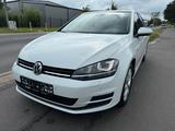 Volkswagen Golf VII Lim. Cup BMT *ACC*LANE*BI-XENON* - VW Golf Gebrauchtwagen in Bonn