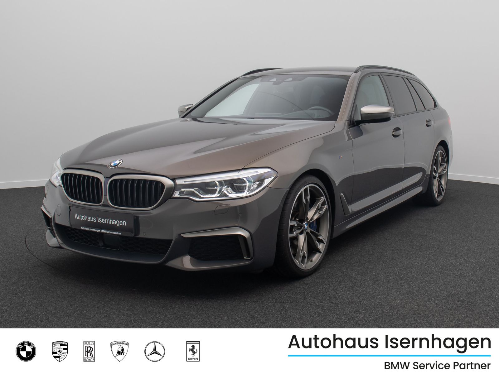 Fahrzeugabbildung BMW M550d xD Kamera AHK HUD SoftCl MassageDAB 20Zoll