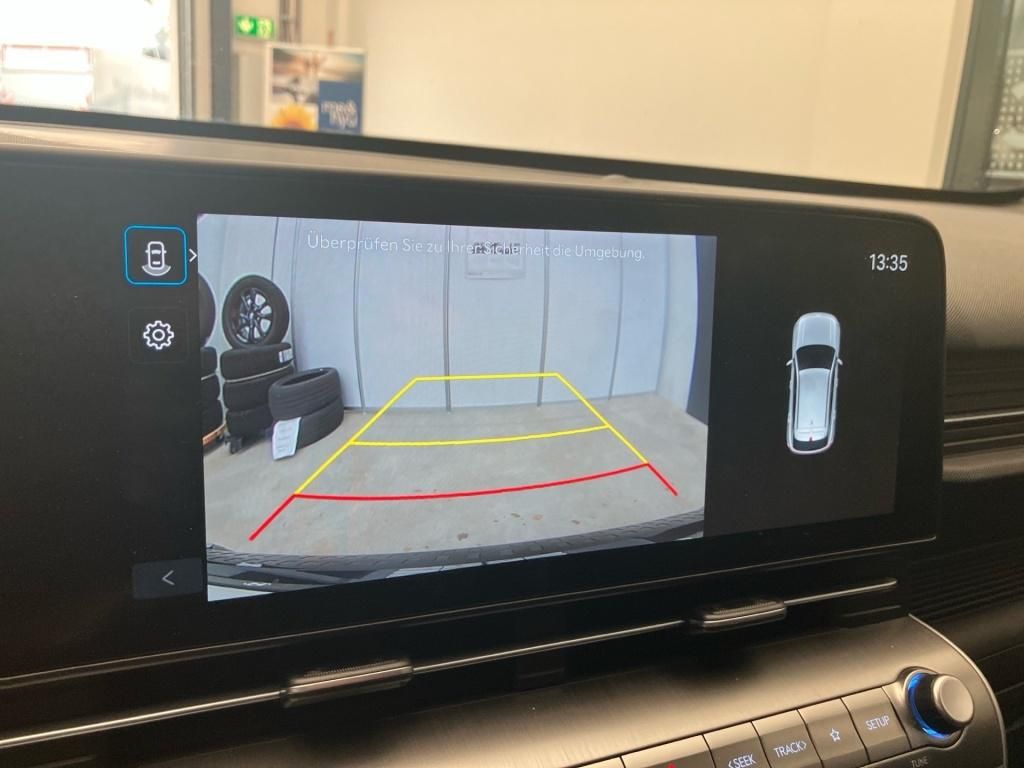 Fahrzeugabbildung Hyundai Kona Trend Elektro 2WD LM KlimaA Virtual WPumpe