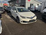 Toyota Auris Touring Sports Hybrid Executive - Toyota Auris Hybrid (/Elektro) Executive mit Benzin-Antrieb
