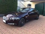 Jaguar XF 3.0 DIESEL V 6 AUTOMATICA CV 241 LUXUR - Jaguar XF mit Diesel-Antrieb: 3.0