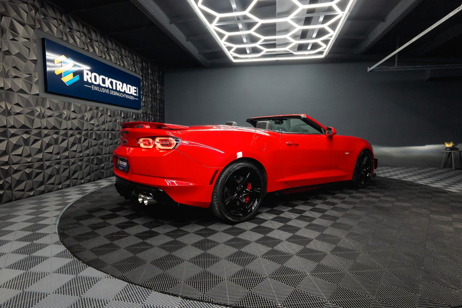 Fahrzeugabbildung Chevrolet Camaro 6.2 2SS Cabrio LT1 Performance *Head Up*