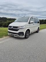 Volkswagen T6.1 Multivan - Behindertengerechte Volkswagen T6 Multivan