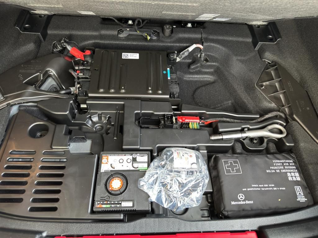 Fahrzeugabbildung Mercedes-Benz A 200 Kompaktlimousine AMG Line*Night Paket*LED