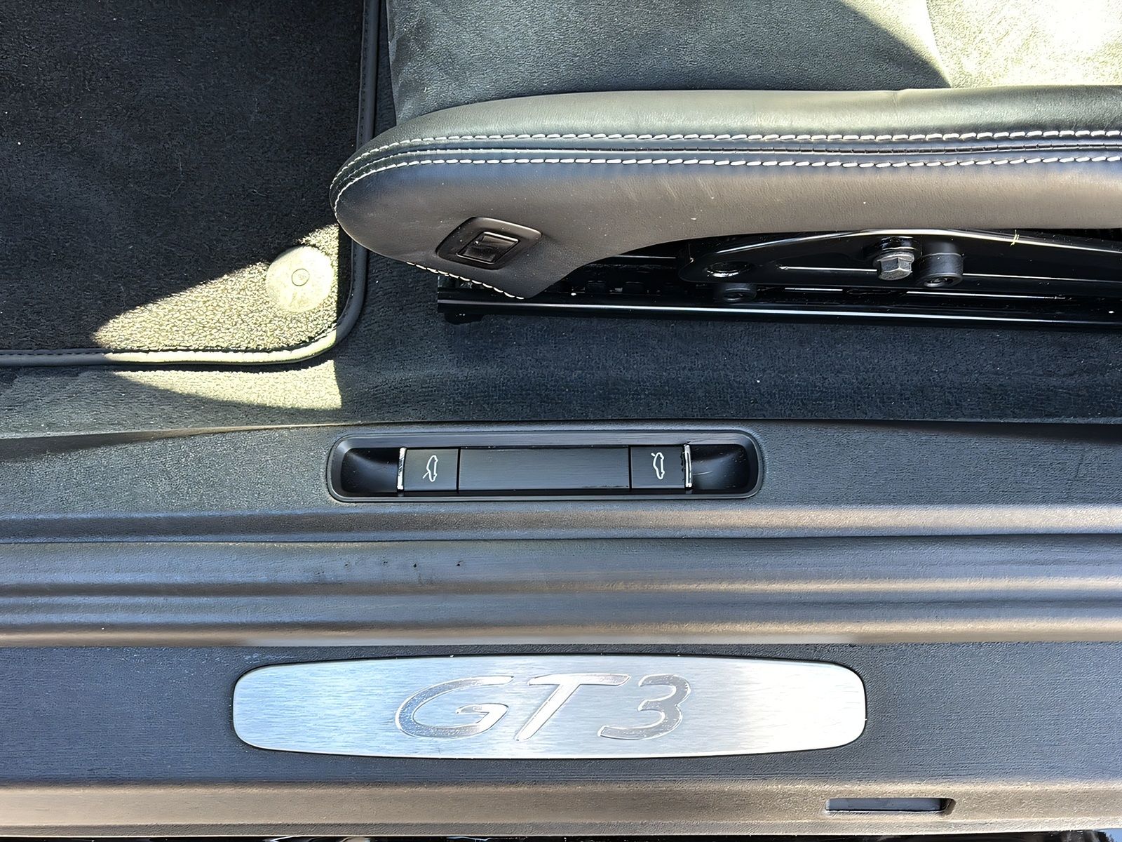 Fahrzeugabbildung Porsche 911 GT 3 PDK 991 APPROVED 03/27 BOSE PASM RF KAM