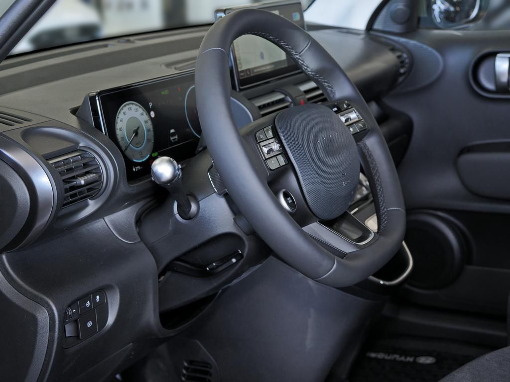 Fahrzeugabbildung Hyundai INSTER EV TREND Effizienz-Paket Dachreling
