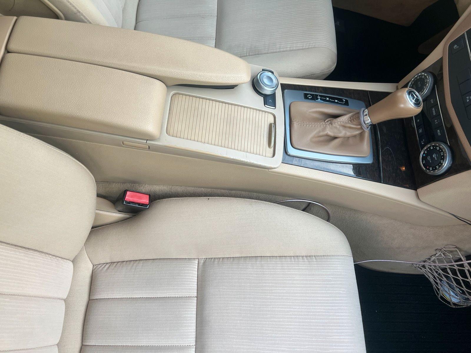 Mercedes-Benz C220 2008 — photo 14