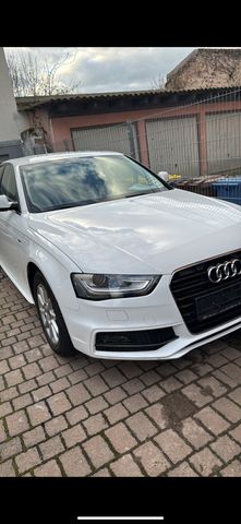 Audi A4 1.8 TFSI 88kw multitronic S line S line top 