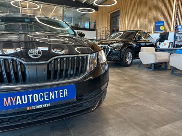 Skoda Octavia *ACC*PDC*NAVI*2-Zonen*Car-PLAY*
