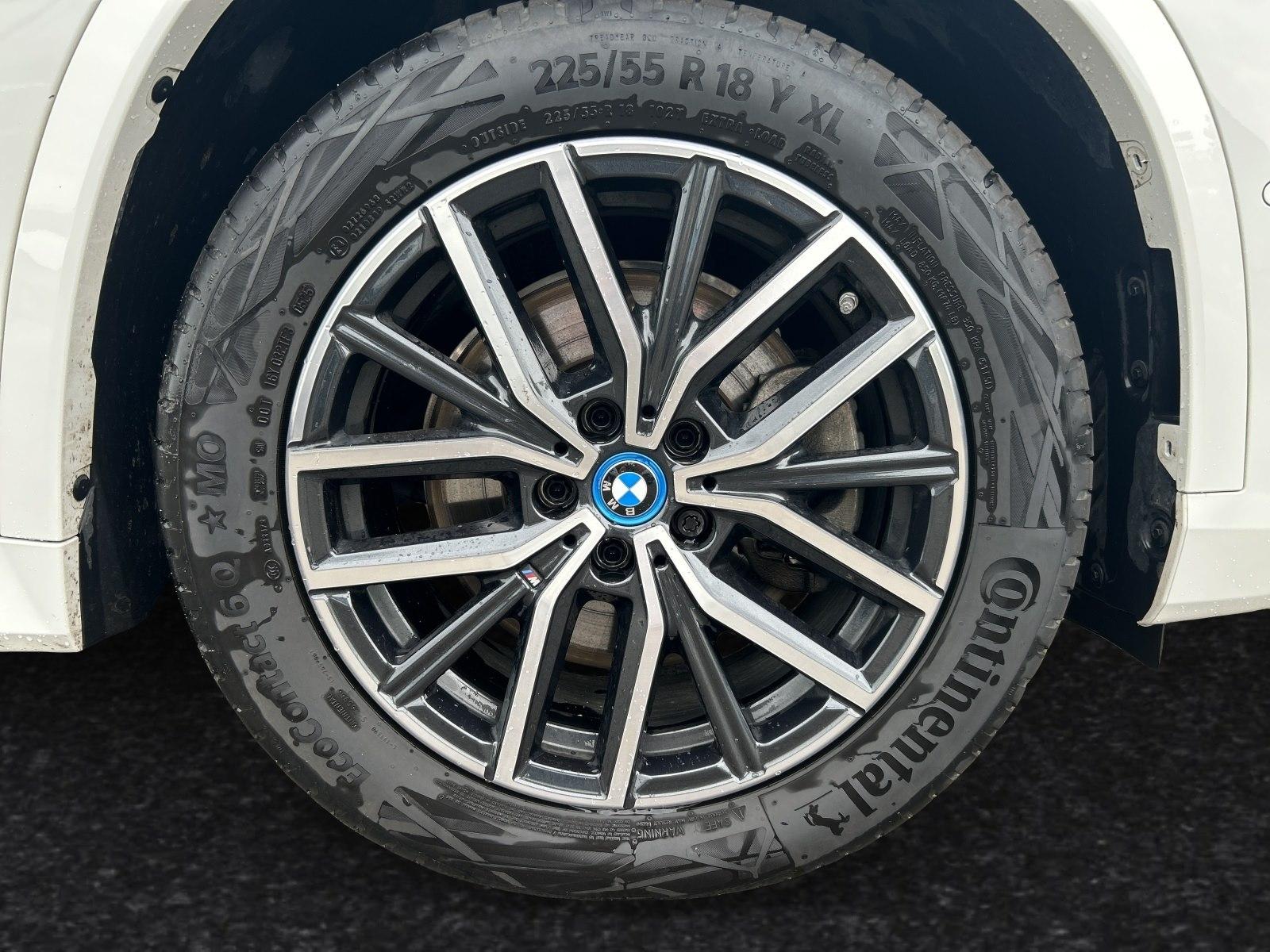 BMW iX1 xDrive30 M Sport AHK Pano Head-Up H/K, миниатюра 5