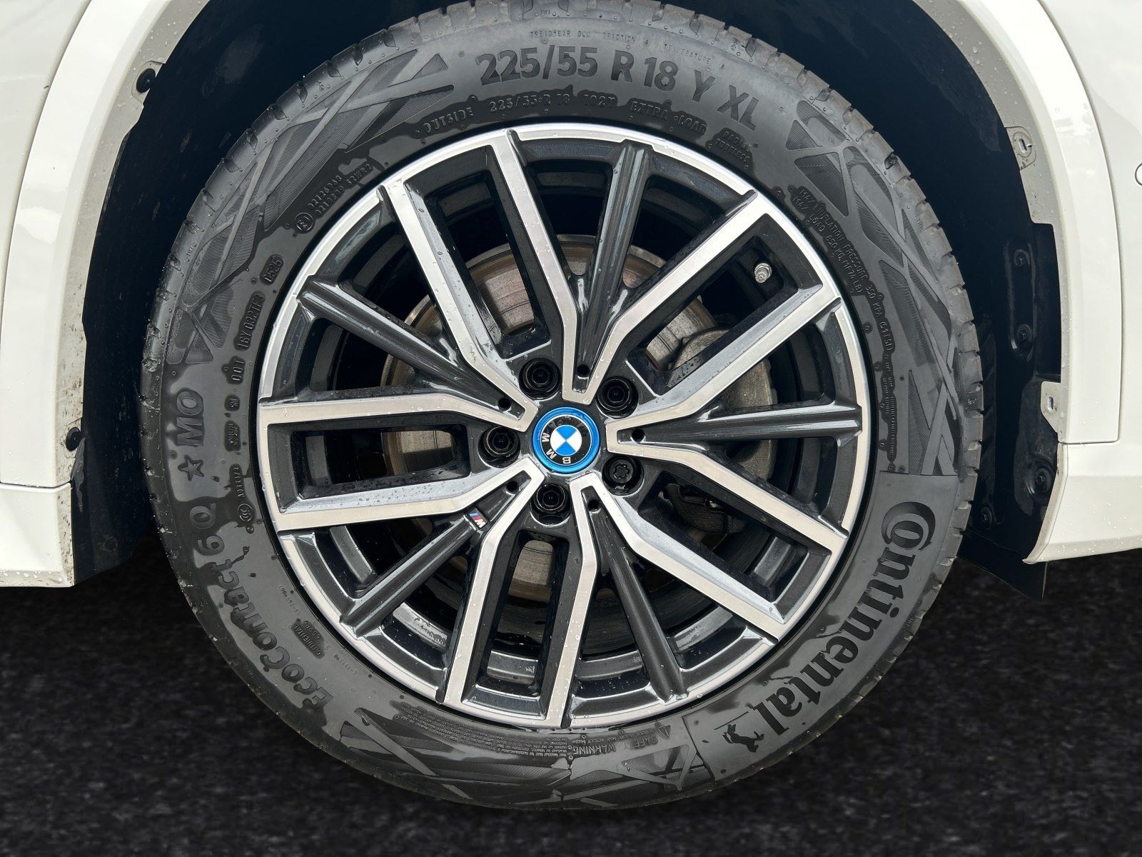 BMW iX1 xDrive30 M Sport AHK Pano Head-Up H K foto 5