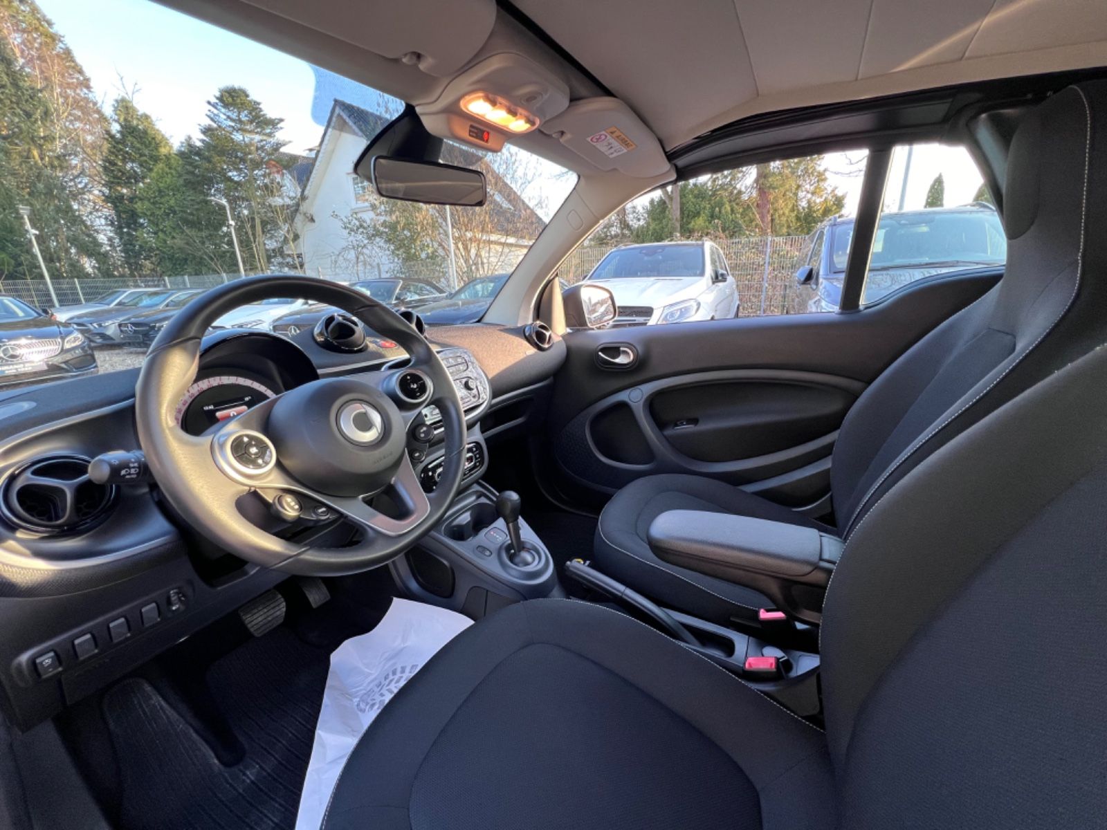 Daumennagel 22 - Smart ForTwo*CABRIO*TURBO*SITZHEIZUNG*PASSION*90PS