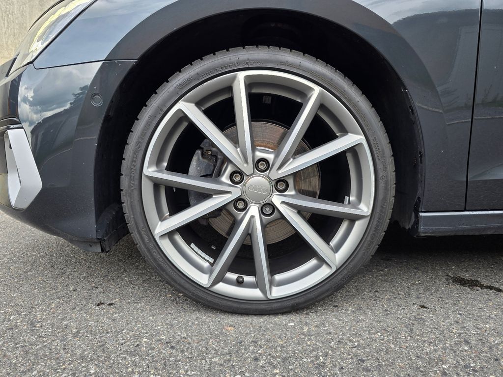 AUDI A3 Sportback Advanced 2.0 TDI S-Tronic Sport 19" AUDI A3 Sportback Advanced 2.0 TDI S-Tronic Sport 19"
