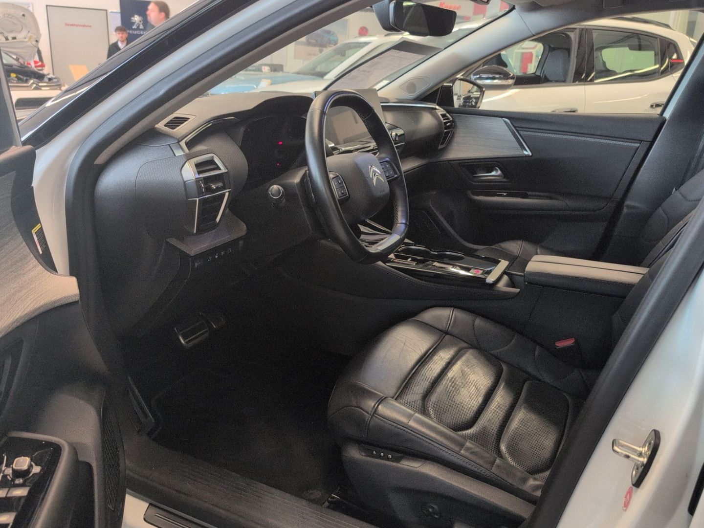 Fahrzeugabbildung Citroën C5X 1.6 Plug-In Shine Pack Hybrid 225 e-EAT8