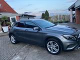 Mercedes-Benz GLA 180 Urban  - Mercedes-Benz GLA-Class: Von Privat