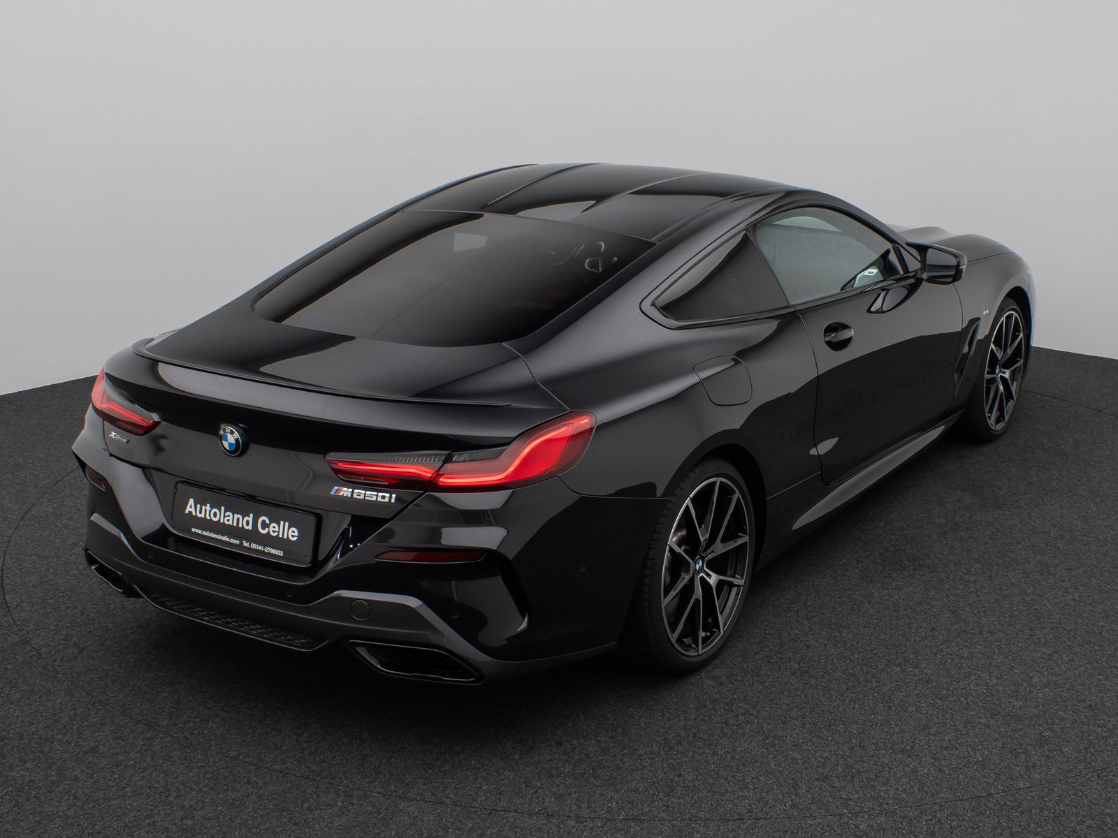 Fahrzeugabbildung BMW M850i xD Coupé 360°Laser HUD SoftCl Komfort 20"