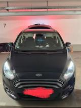 Ford S-Max mit 7 sitze top Zustand, Scheck... - Ford S-Max Gebrauchtwagen in Dresden