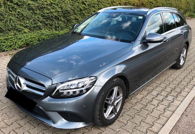 MERCEDES-BENZ C 220 d T Autom. I Standheizung I LED I Panorama