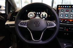 VW Golf 1.5 TSI Life | LED | ACC | Pano | 17" VW Golf 1.5 TSI Life | LED | ACC | Pano | 17"