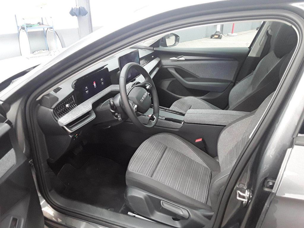 Skoda Superb - Bild 3