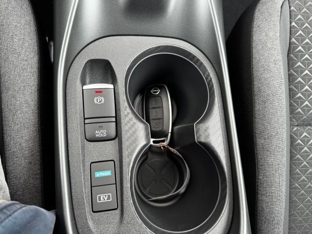 Fahrzeugabbildung Nissan Juke 1.6 Hybrid N-Connecta WP*Navi*BFS*MJ25