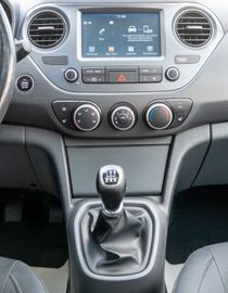 Fahrzeugabbildung Hyundai i10 Trend 1.HAND SHZ|LHZ|APPLE|ANDROID|