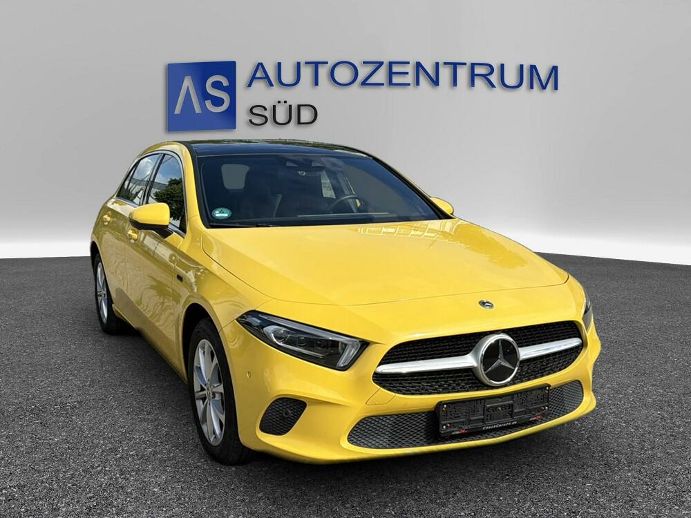 Mercedes-Benz A 250 e Progressive 360 KAM SHZ HUD LED