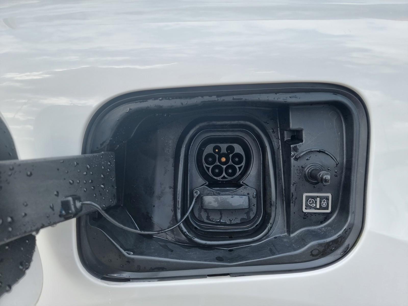 Citroën ë-C4 Lim. Feel Pack *KLIMA*TEMPO*CAM*NAVI*SHZ