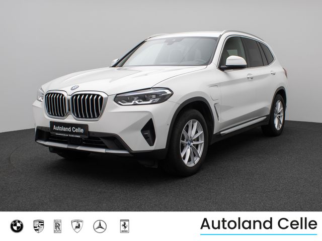 BMW X3 xD30e Kamera HUD DAB HiFi Stop&Go AHK Sport