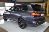 BMW X7 M50i Bi-XENON / SOFT-CLOSE / HUD / 7.SITZER - BMW X7 M50 aus 2021