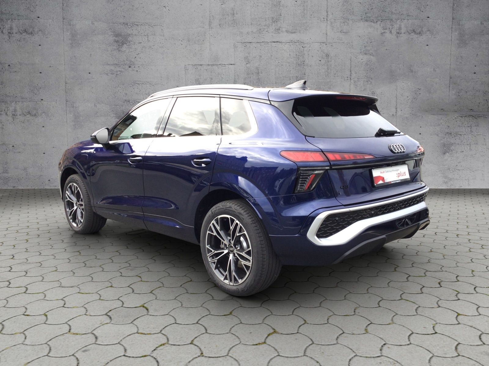 Audi Q3 1.5 e-hybrid S-tronic S-LINE 5JG/TECHPLUS foto 3