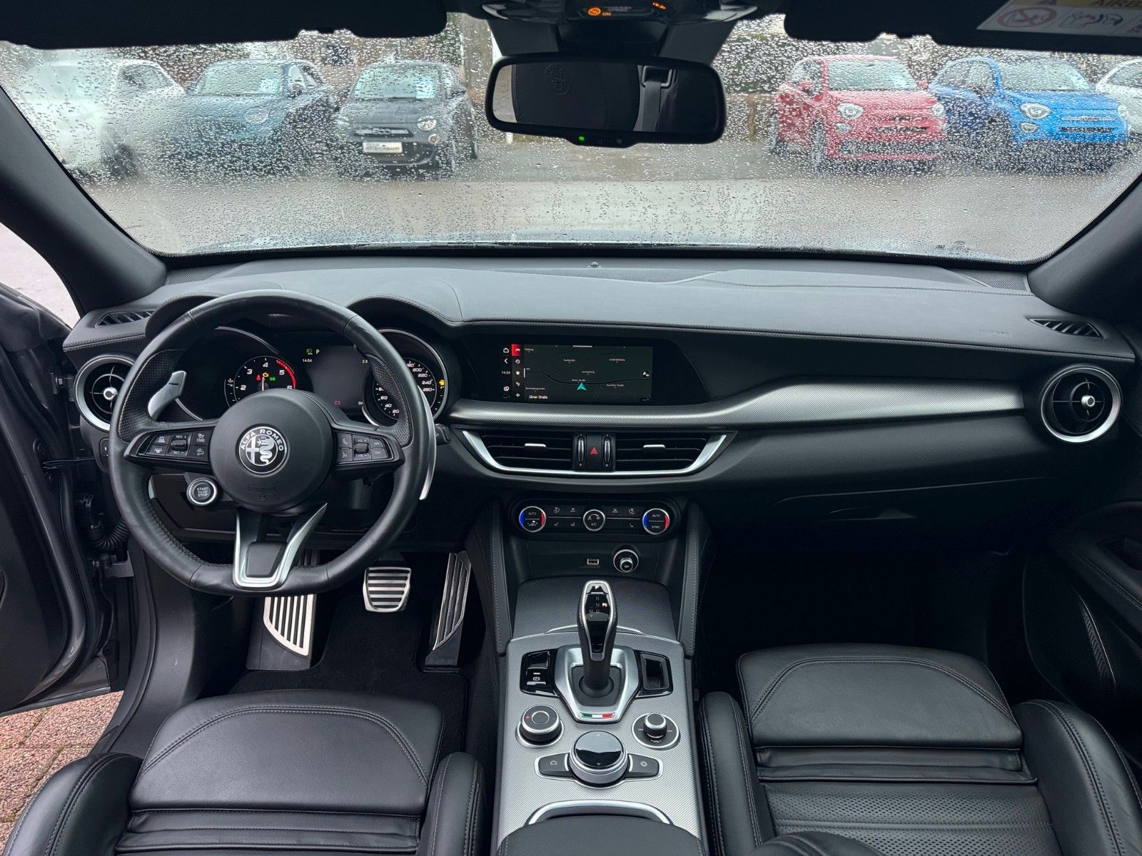 Fahrzeugabbildung Alfa Romeo Stelvio Veloce 210PS Memory Glasdach Kamera Navi