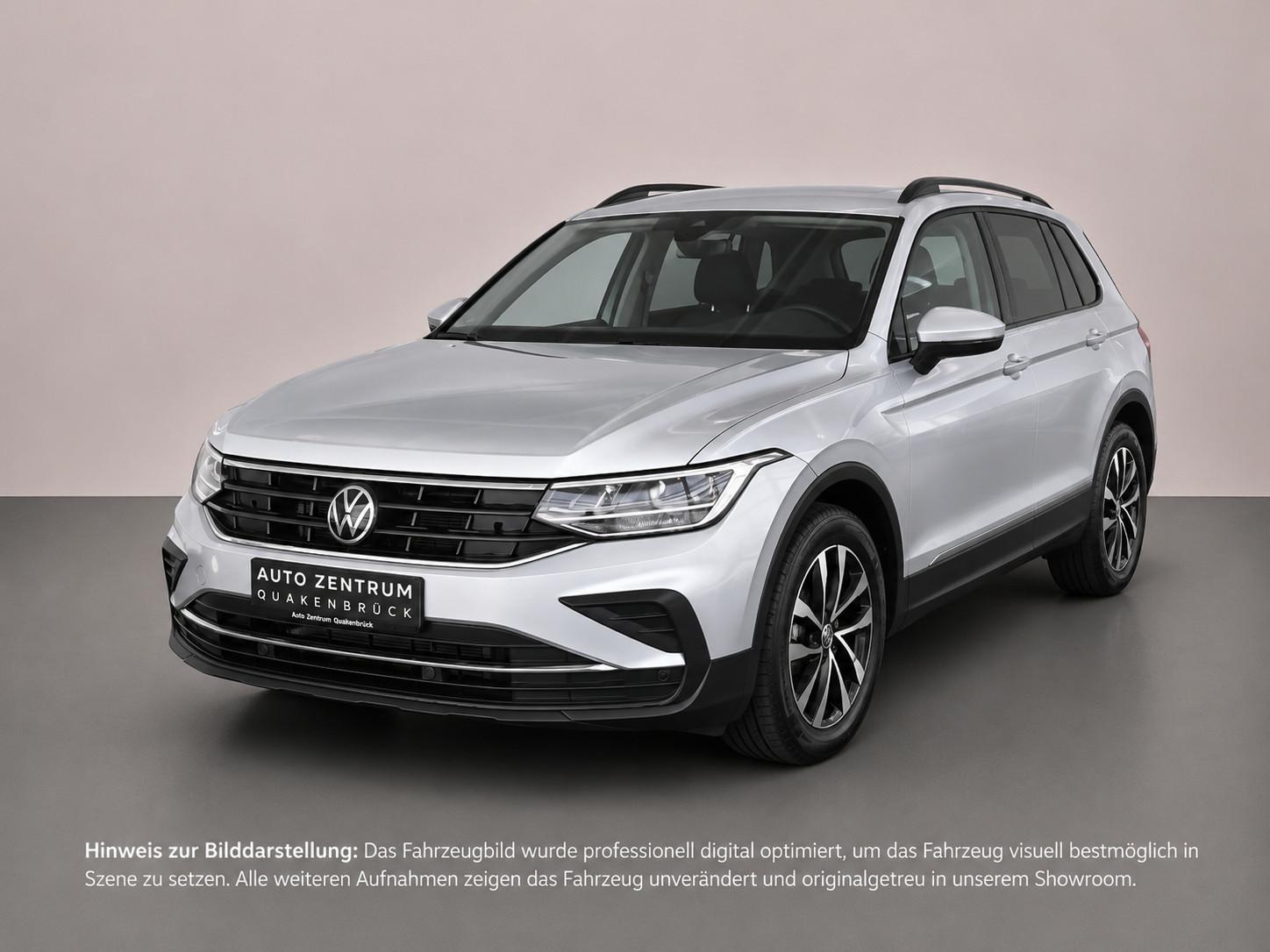 Volkswagen Tiguan 2.0 TDI Life Panorama LED Navi AHK PDC