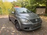 Volkswagen Golf Plus 1.4 | technisch in Ordnung |Unfall - VW Golf Plus in Bonn