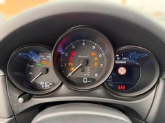 PORSCHE Macan T PANO/LUFT/21" PORSCHE Macan T PANO/LUFT/21"