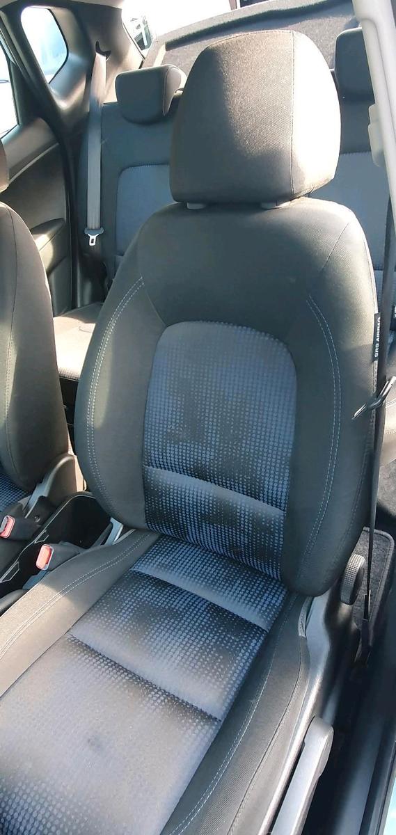 Hyundai ix20 2011 — photo 11