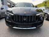 Maserati Levante Benzin 3.0 V6 257kW GRANLUSSO 4x4 Auto - gebrauchte Maserati Levante aus dem Jahr 2020