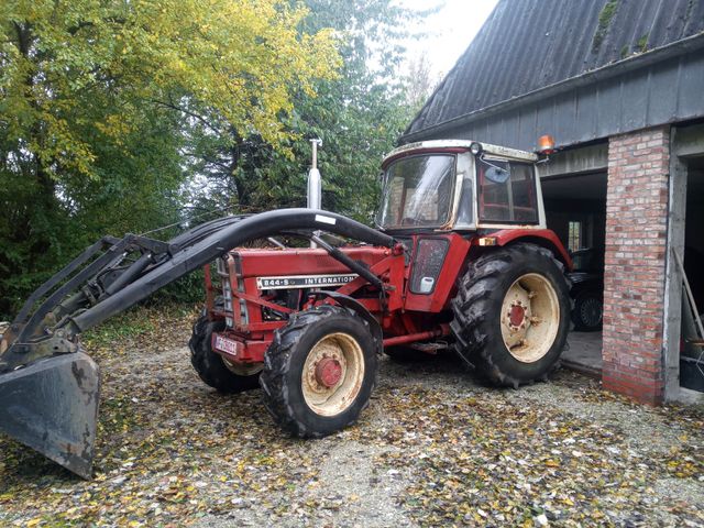 IHC 844 AS- XL