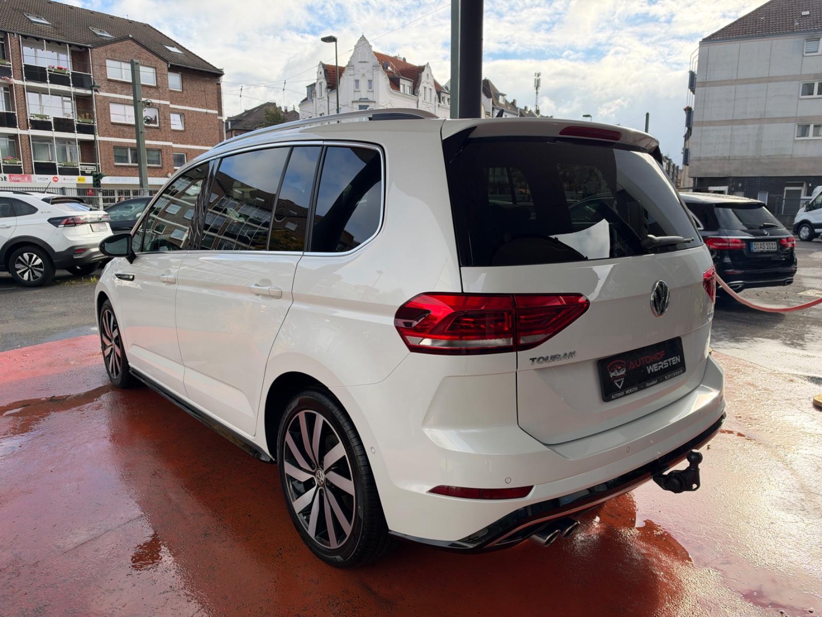 Volkswagen Touran 2.0 TDI, Highline, R-Line-Paket 1. Hand