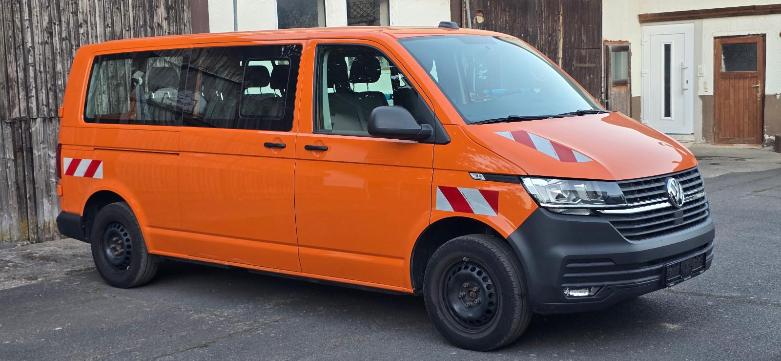 Volkswagen T6.1 Kombi L2H1 2.0l TDI Lang 150PS 9-SITZER AHK