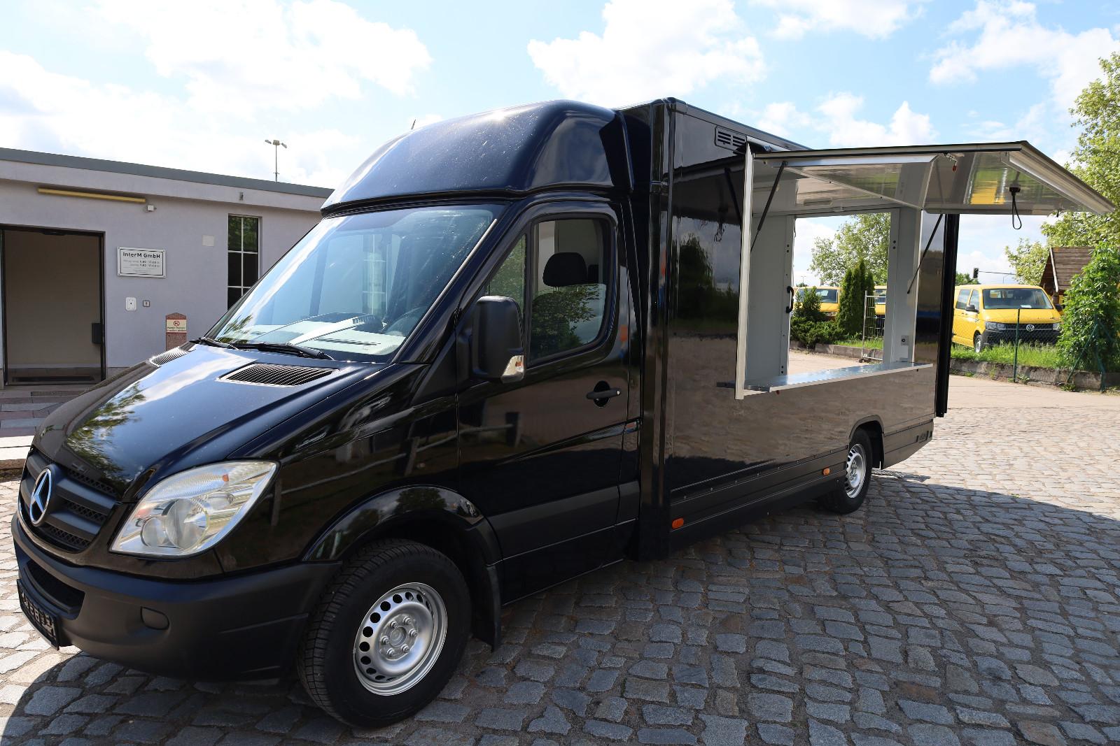Mercedes-Benz Foodtruck Sprinter/Koffer/Regalsystem/EU5
