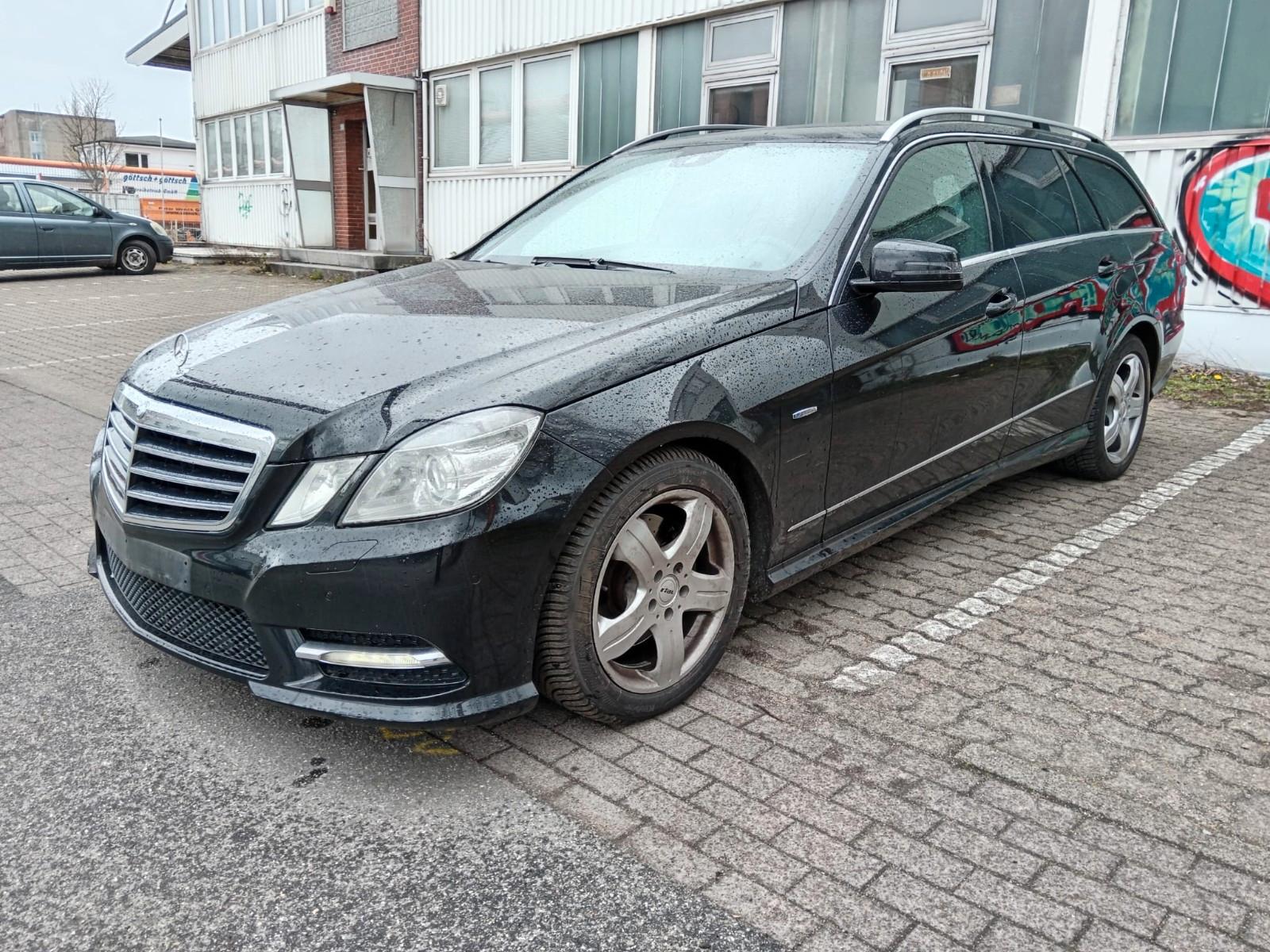 Mercedes-Benz E 350 E T-Modell E 350 CDI 4Matic