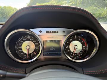 صورة 10 لـ 2014 Mercedes-BENZ SLS AMG