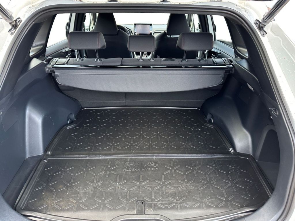 Fahrzeugabbildung Toyota RAV 4 Plug-in-Hybrid Technik-Paket