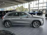 Mercedes-Benz GLA 200 AMG+AHK+KAMERA+TOTWINKELASSIST+CARPLAY - Mercedes GLA-Klasse in Frankfurt