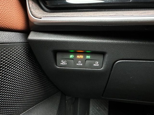 Superb Combi L&K 2.0 TSI 4x4 DSG AHK;MATRIX;NAV