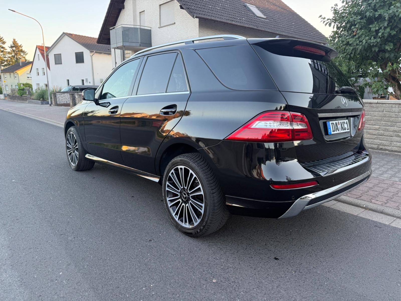 Mercedes-Benz ML 350 4MATIC/TÜV/360° KAMERA/HEAD-UP/20 ZOLL
